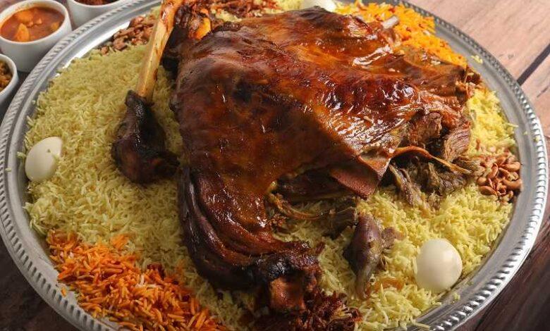 ناهار امروز: قوزی گوشت مجلسی غذای مجلل عربی برای مجالس مهم + طرز تهیه