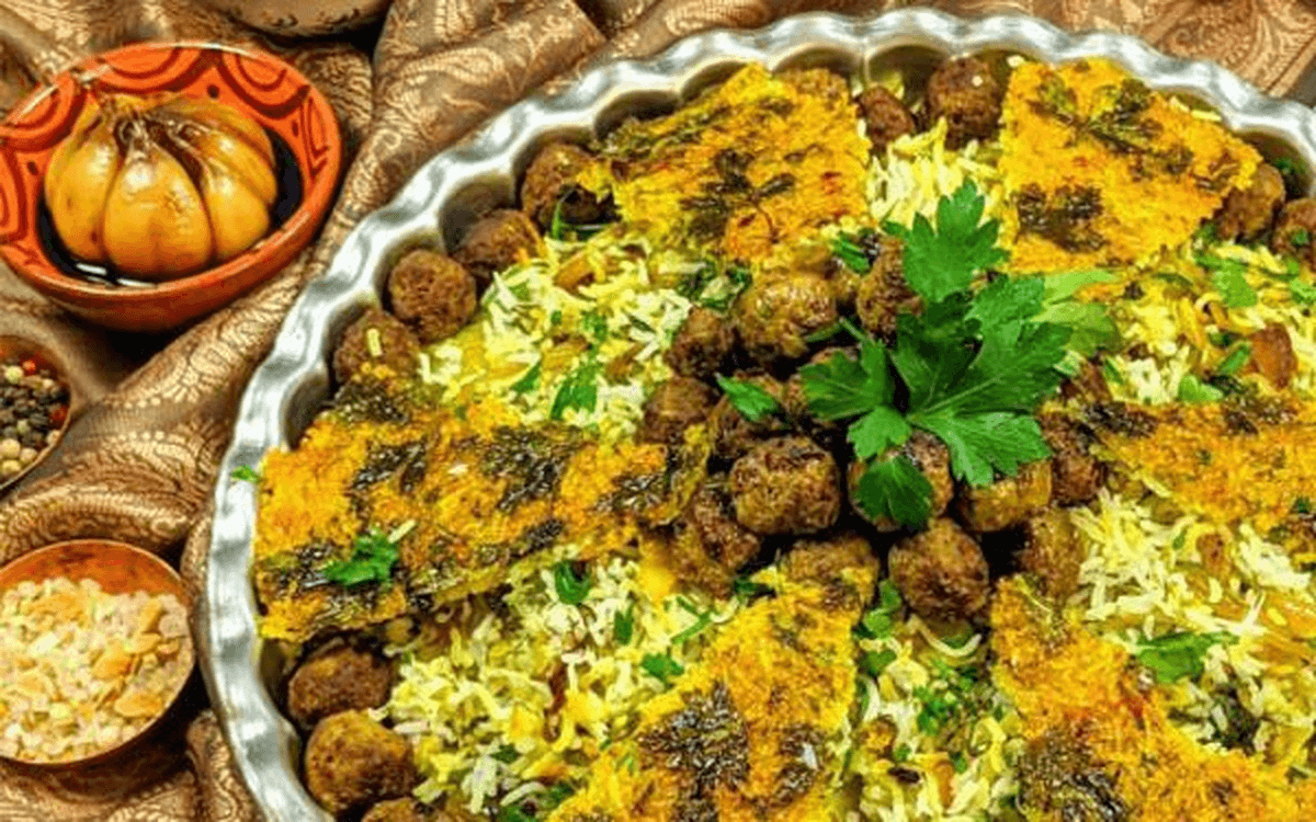 با کلم پلو، مهمان سفره های شیراز شوید! | دستور پخت لذیذترین غذای شیرازی
