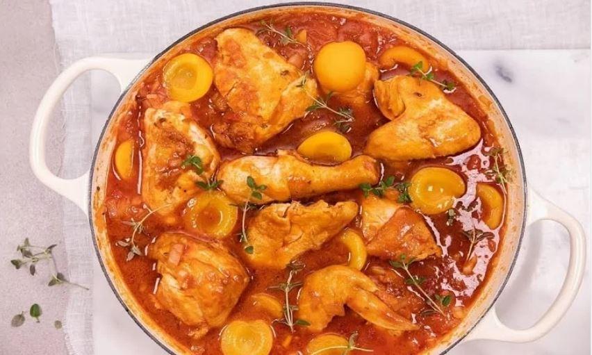 باورت نمیشه خورشت زردآلو و مرغ اینقدر ملس و خوشمزه باشه! + طرز تهیه