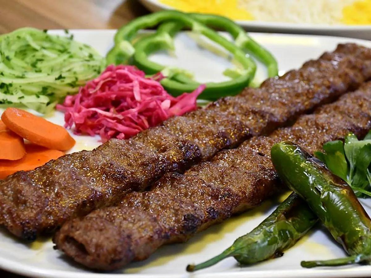 ناهار امروز: کباب کوبیده بدون گوشت! | نسخه اقتصادی و خوشمزه کباب کوبیده فقط با دل مرغ!