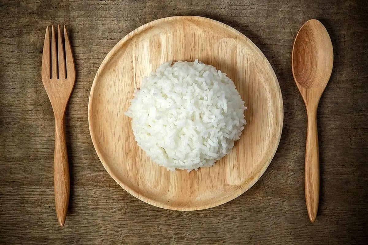 برنج رو اینطوری بپزین تا چاق نشین! | جلوگیری از اضافه وزن با مصرف برنج
