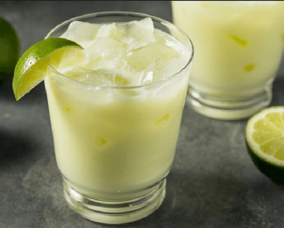 لیموناد خامه‌ ای، نوشیدنی خنک برزیلی برای روز‌های گرم تابستان + طرز تهیه
