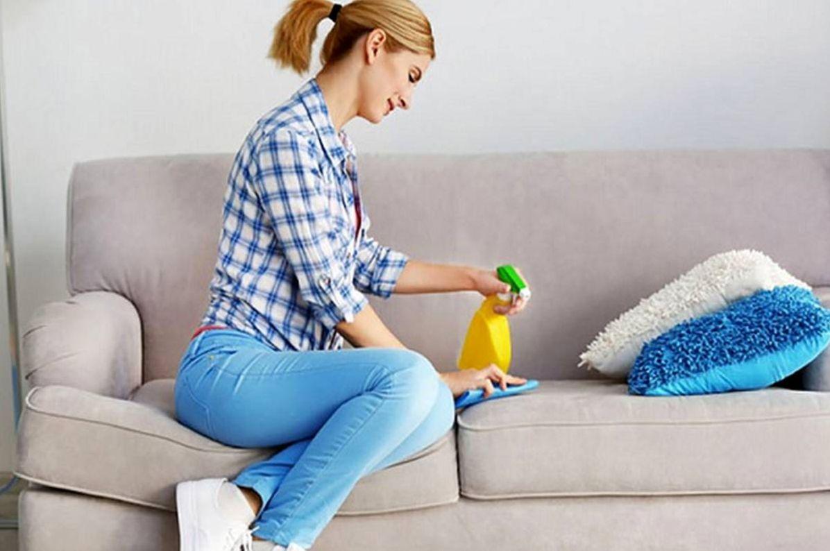 راهکار های از بین بردن لکه روغن از روی مبل که هر خانم خانه داری باید بلد باشه!