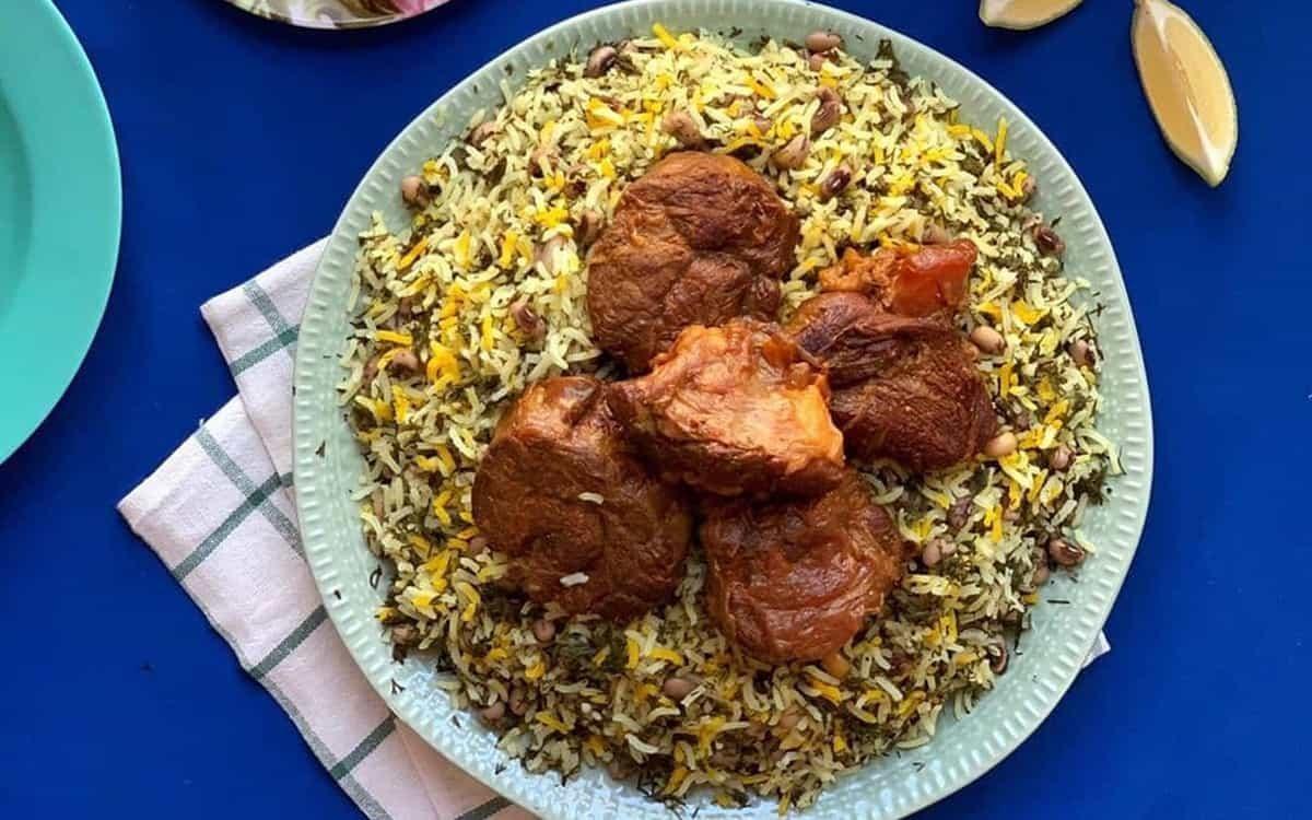 ناهار سنتی امروز: با لوبیا چشم بلبلی، ته‌ چین ورامینی درست کن! + طرز تهیه