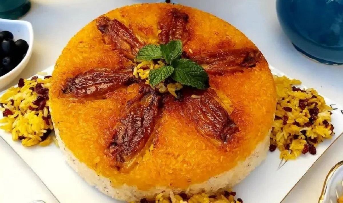 ارمنی پلو، لذیذترین پلو با ته دیگ بال مرغ! + طرز تهیه