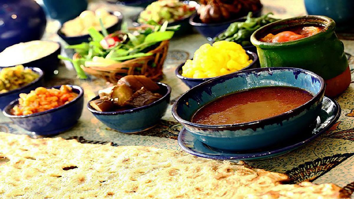 ناهار امروز آبگوشت زردآلو کرمانی،کاملا متفاوت و پر از گردو و سبزی های معطر!